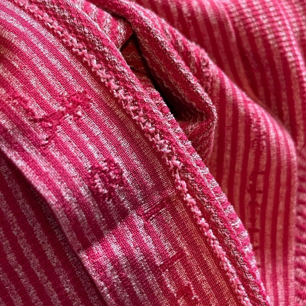 Lululemon Run Swiftly Tech 1/2 Zip Berry Size 8 - image 7